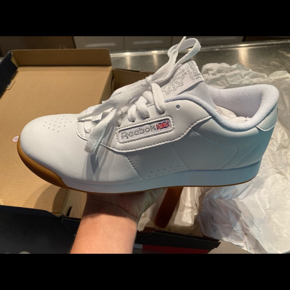 Womens Size 8.5 White Reebok Princess Sneakers